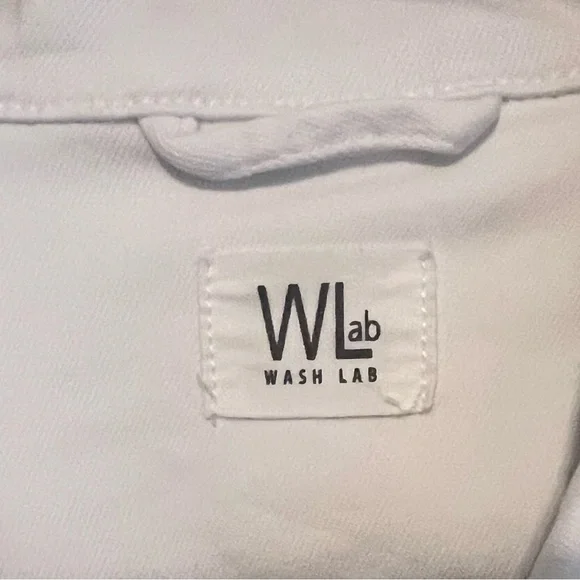 WL Crisp White Denim Jean Jacket with Classic Styling Size Medium - Picture 3 of 5